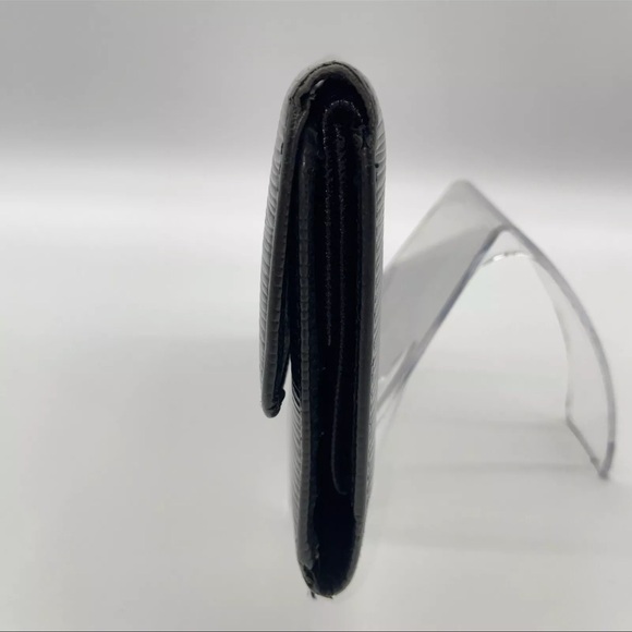AUTH LOUIS VUITTON Black Epi Portefeiulle Sarah Wallet - Picture 5 of 13